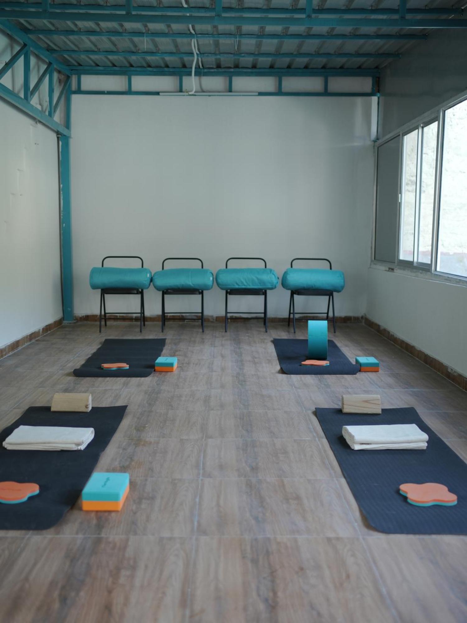 Yes Retreat Rishikesh Hotel Buitenkant foto