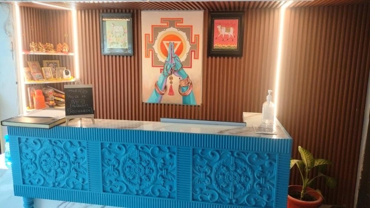 Yes Retreat Rishikesh Hotel Buitenkant foto